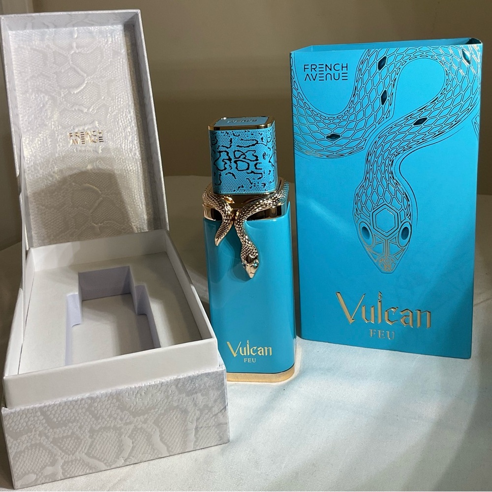 *SOLD*Vulcan Feu EDP New in Box & Bottle with Snake Design. - Picture 1 of 9